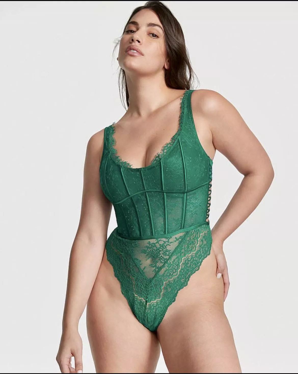 Lorena Duran posted by ConsiderationOdd9871