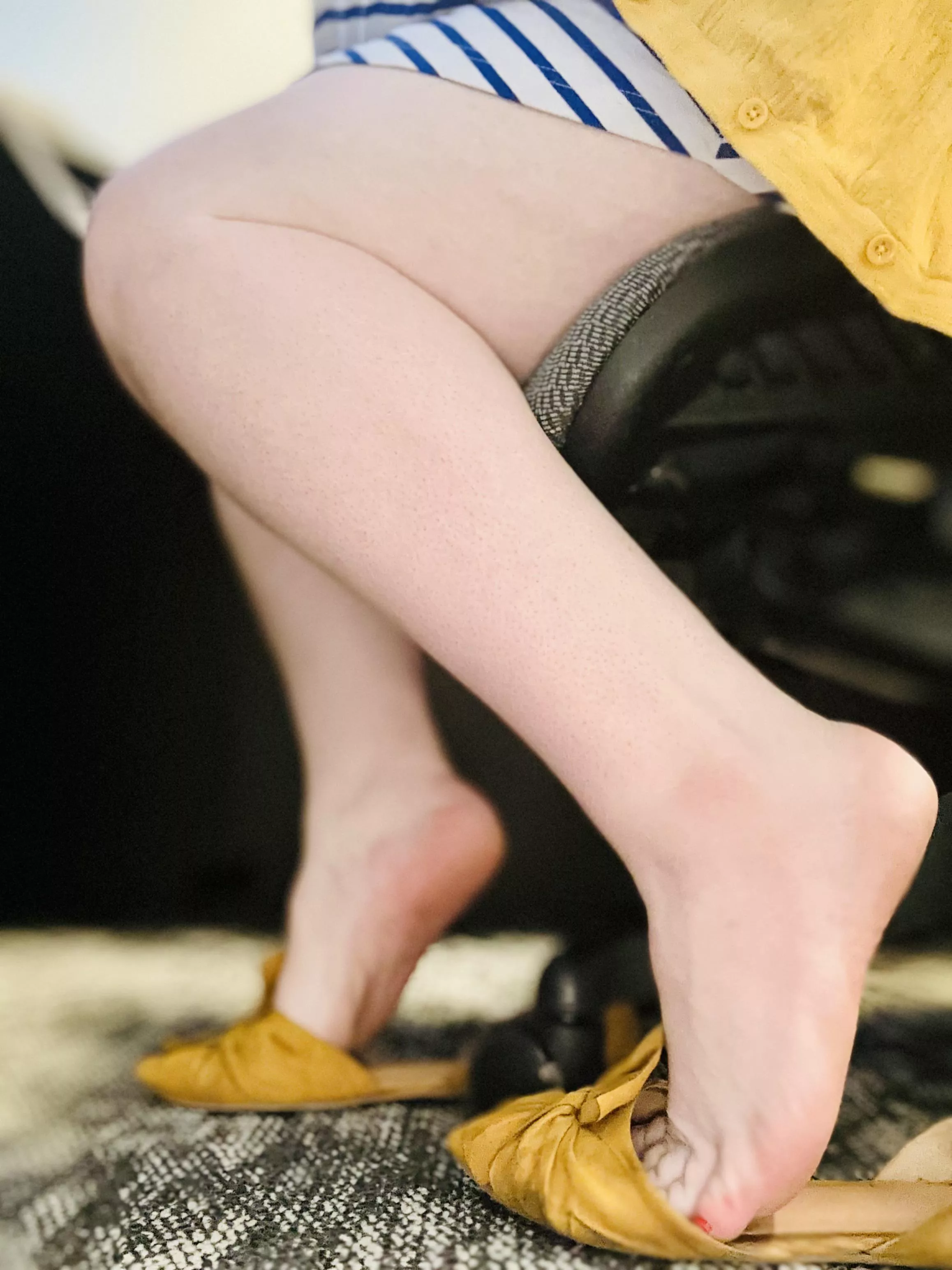 Ready for you to get under my desk… posted by M1SS_Scarlett