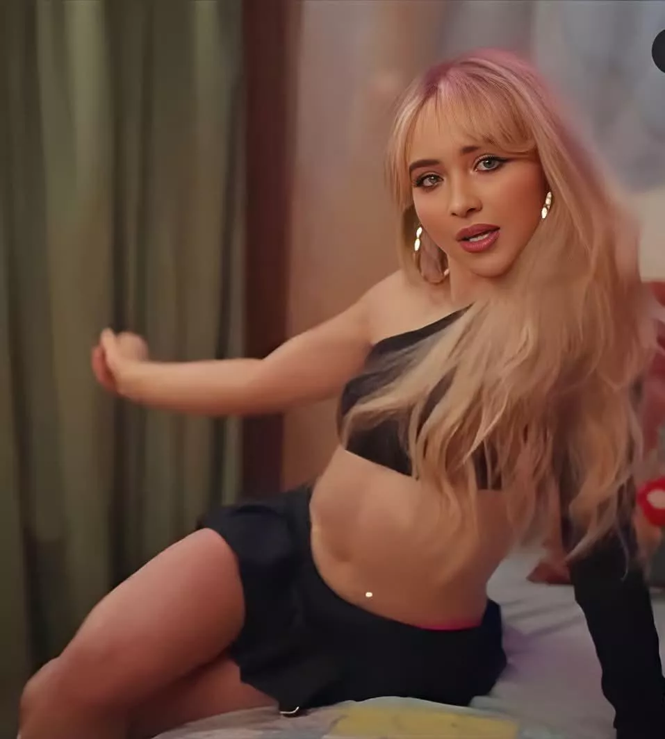 Sabrina Carpenter  posted by pmb0077