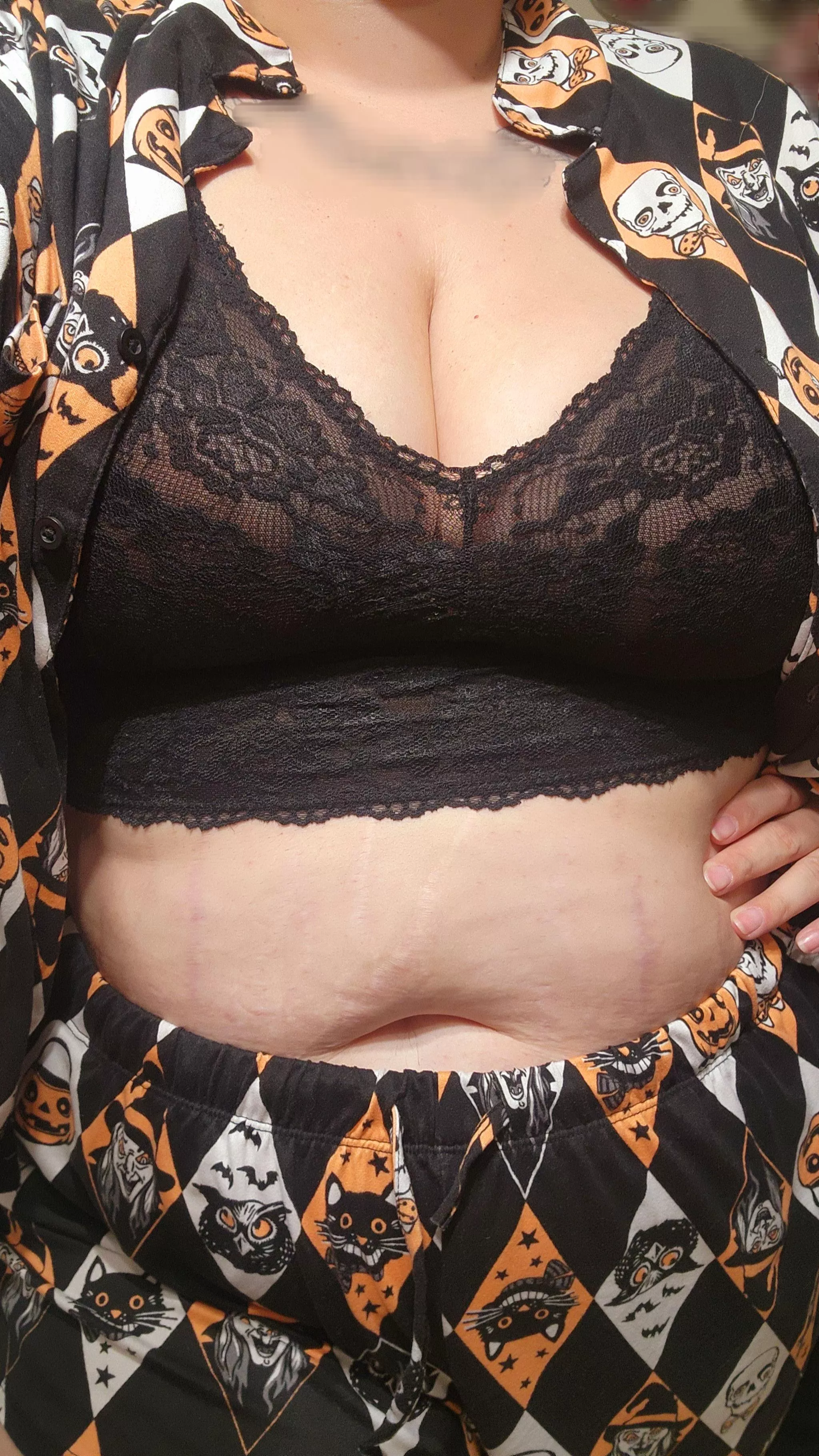 Spooky season, cuddle weather...what more could you want?! posted by liccums