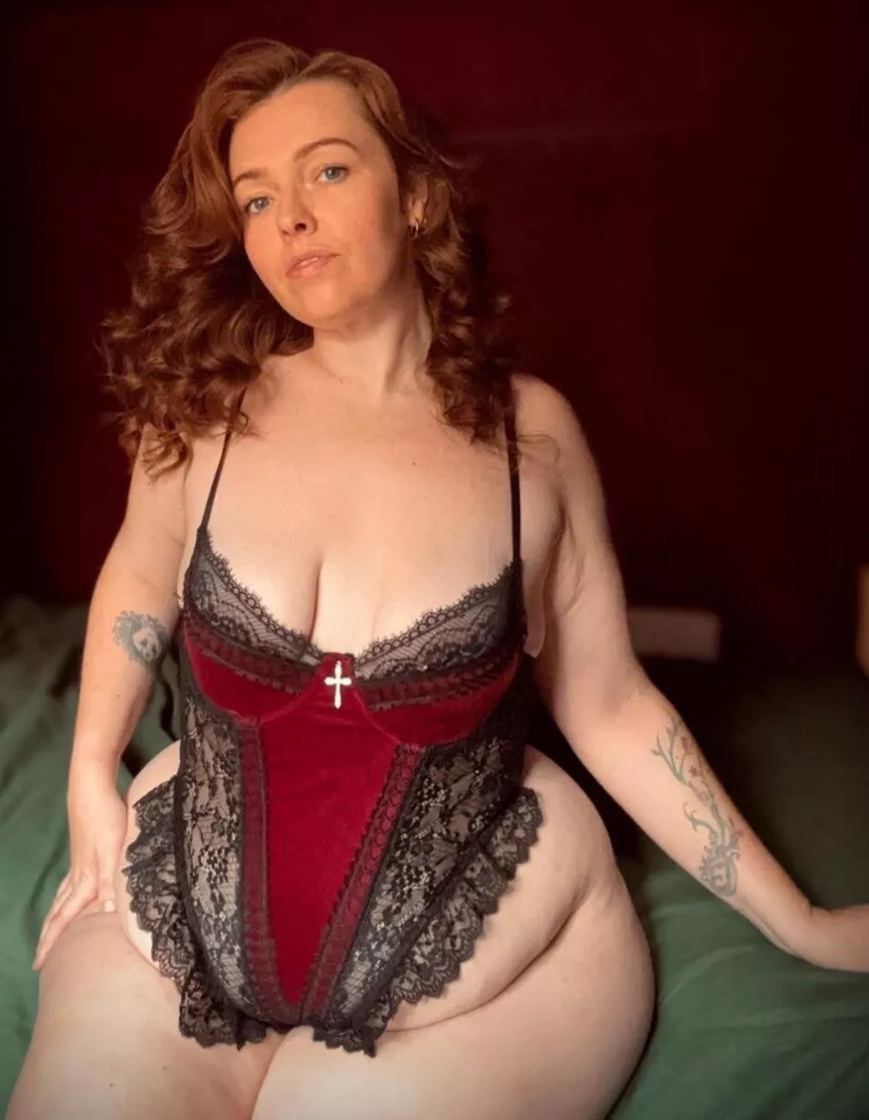 🎃What are you going to bite first?🩸 posted by GPB24