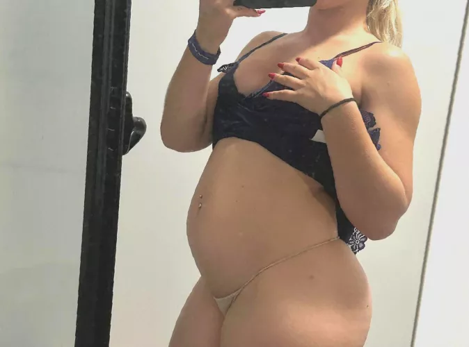 2 weeks eating buffet, are results starting to show? by AngeliccPetals