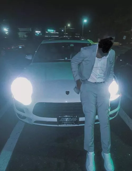 [22][M4MF/FF/F][New Haven CT] BBC here looking to wreck and share someone's wife/ mother/gf. If interested pm I can host today & be ready to send pics for verification. I’m 7 inches long. dm for pics  by KindlySundae9505