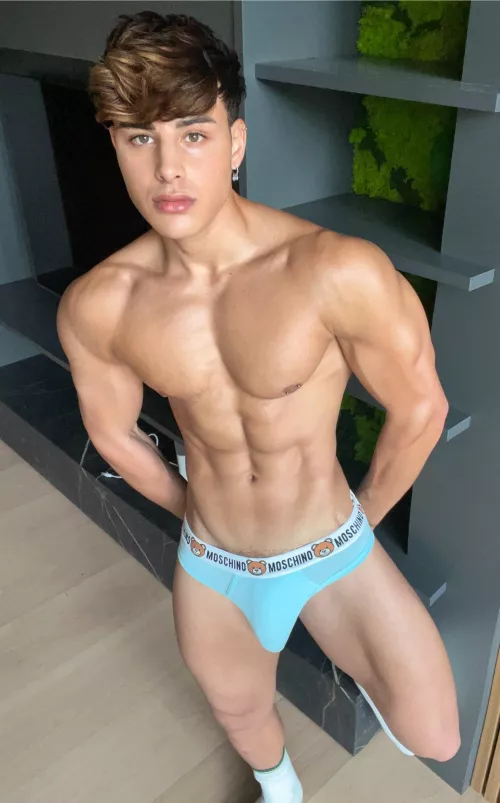 abs and moschino 🩵 by ManuelDosio