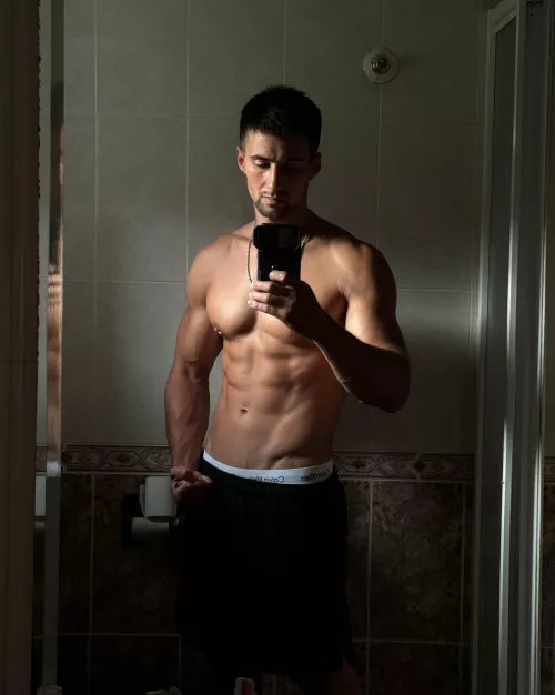 Always take mirror pics by Juana_Avocados