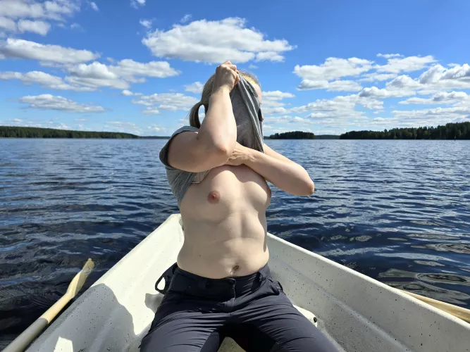 Boat flashing :) by Finnishnymph