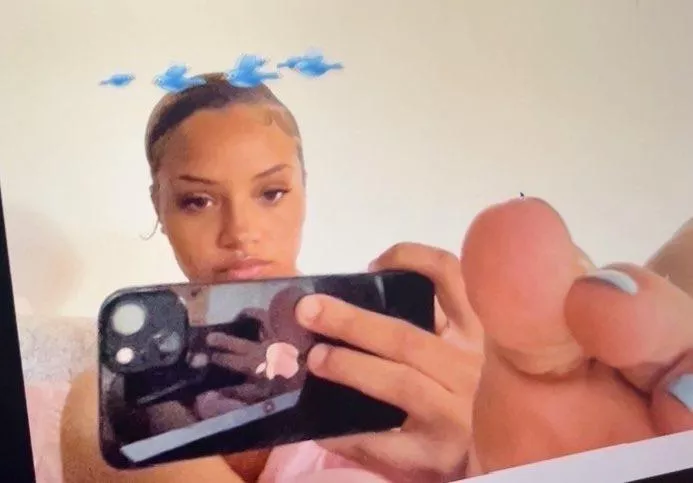 Bow down simp  posted by Jumpy-Address-254