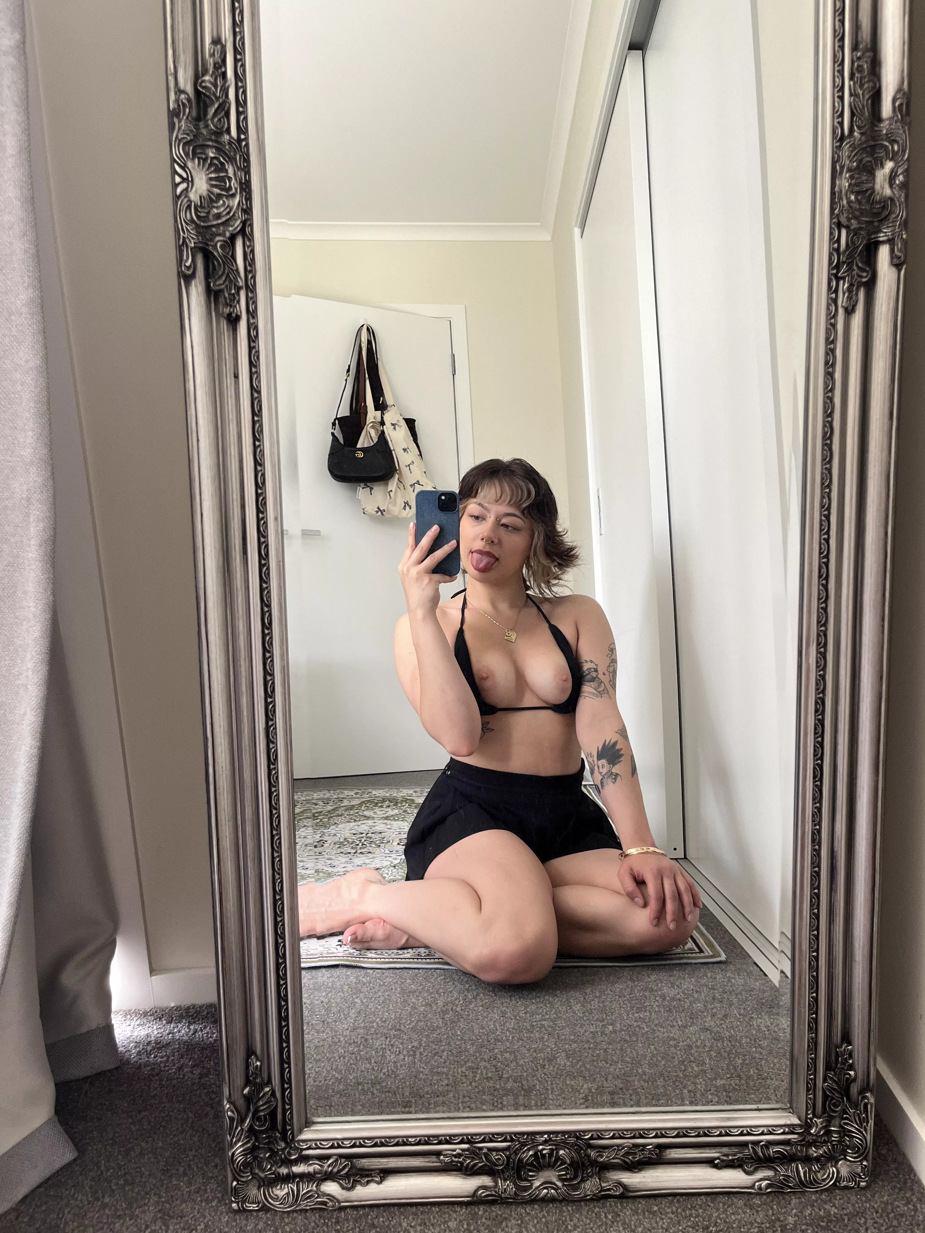 Can tell you’re getting ideas, wondering how long you’ll keep playing it cool posted by SweetSadiie