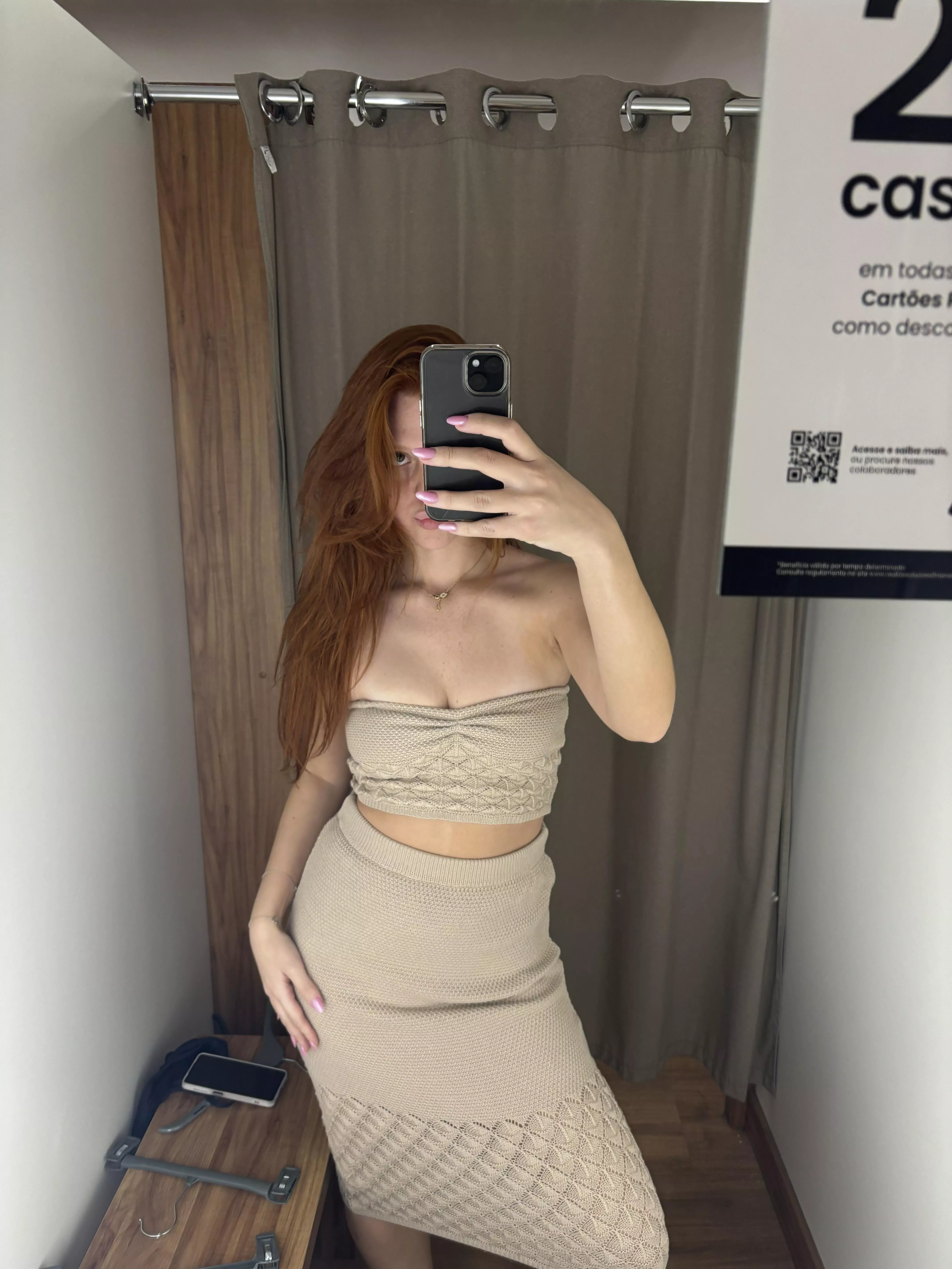 Casual but sexy.  posted by chloedotco