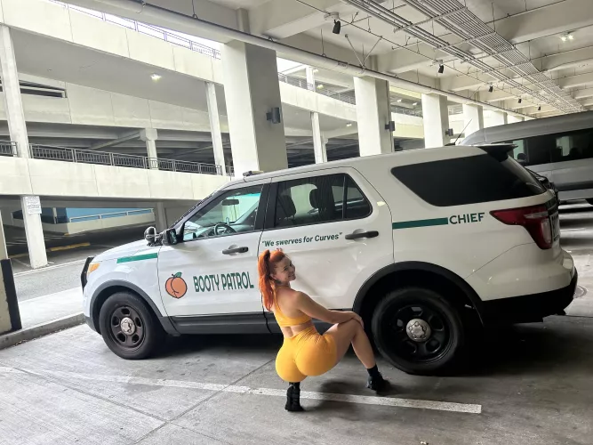 caught by the booty patrol by sinatramonroe