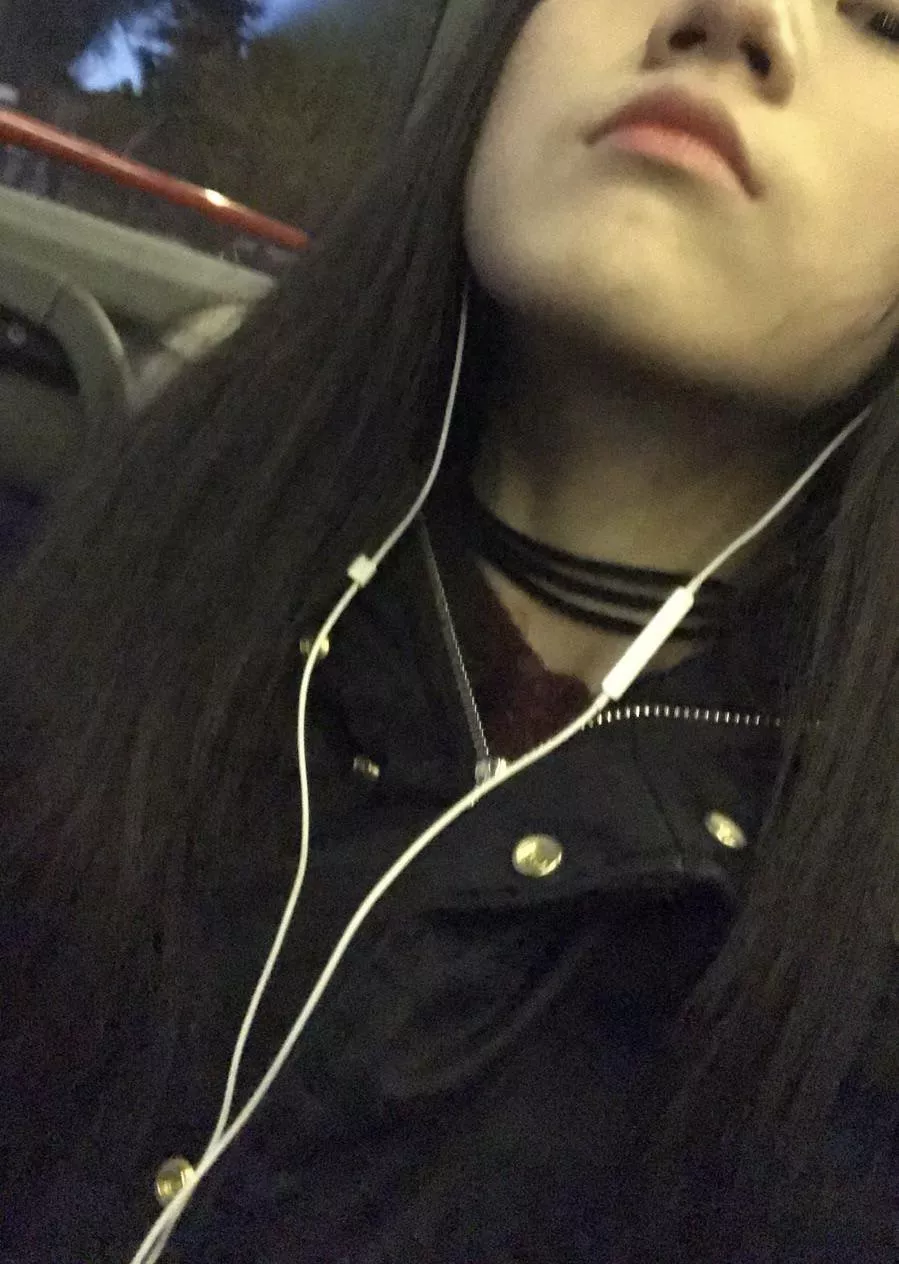 fuck my throat until my choker snaps… send me to class prettier posted by hipearls
