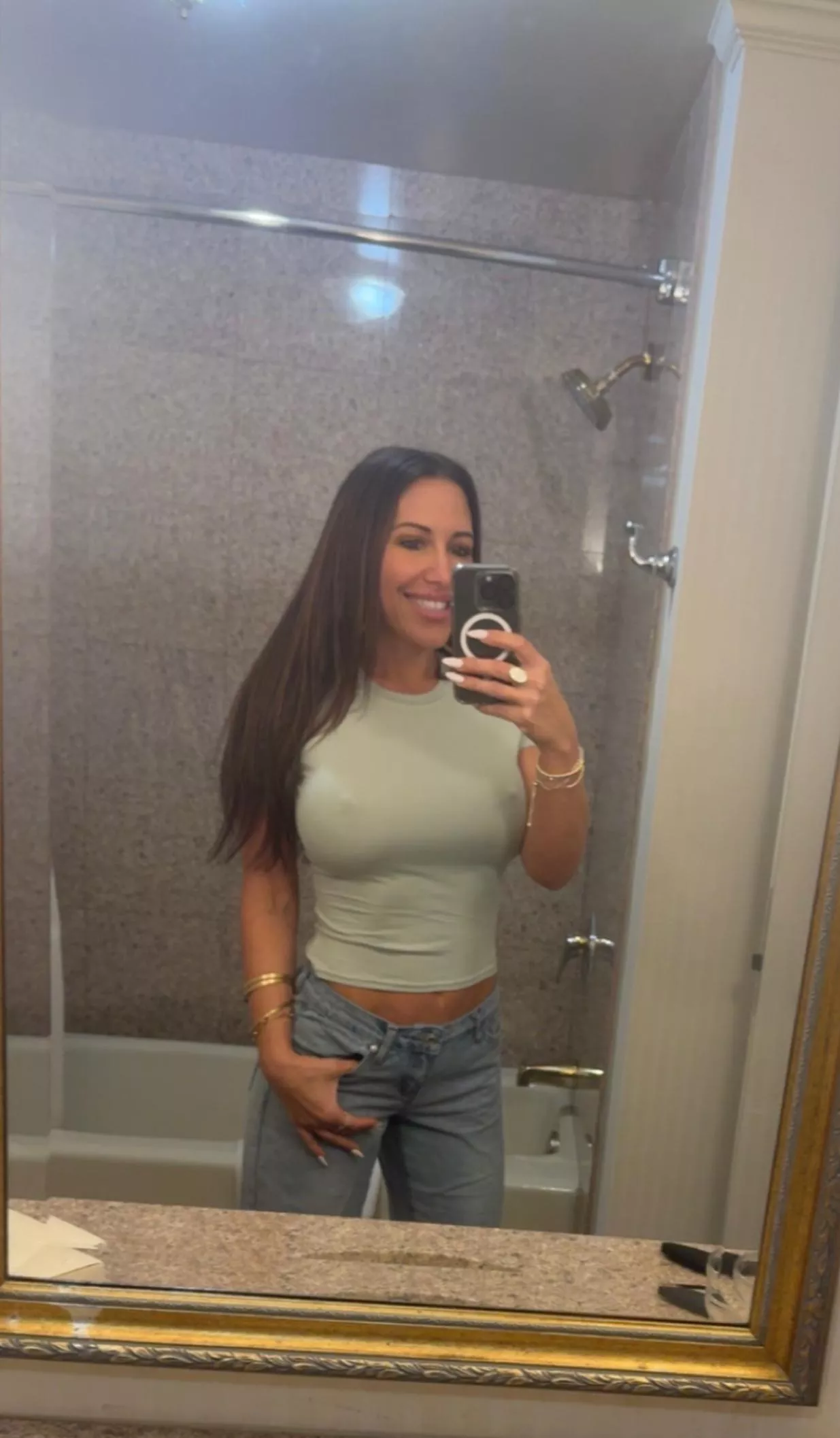 Going out for a drink  posted by Eva-StoneDD