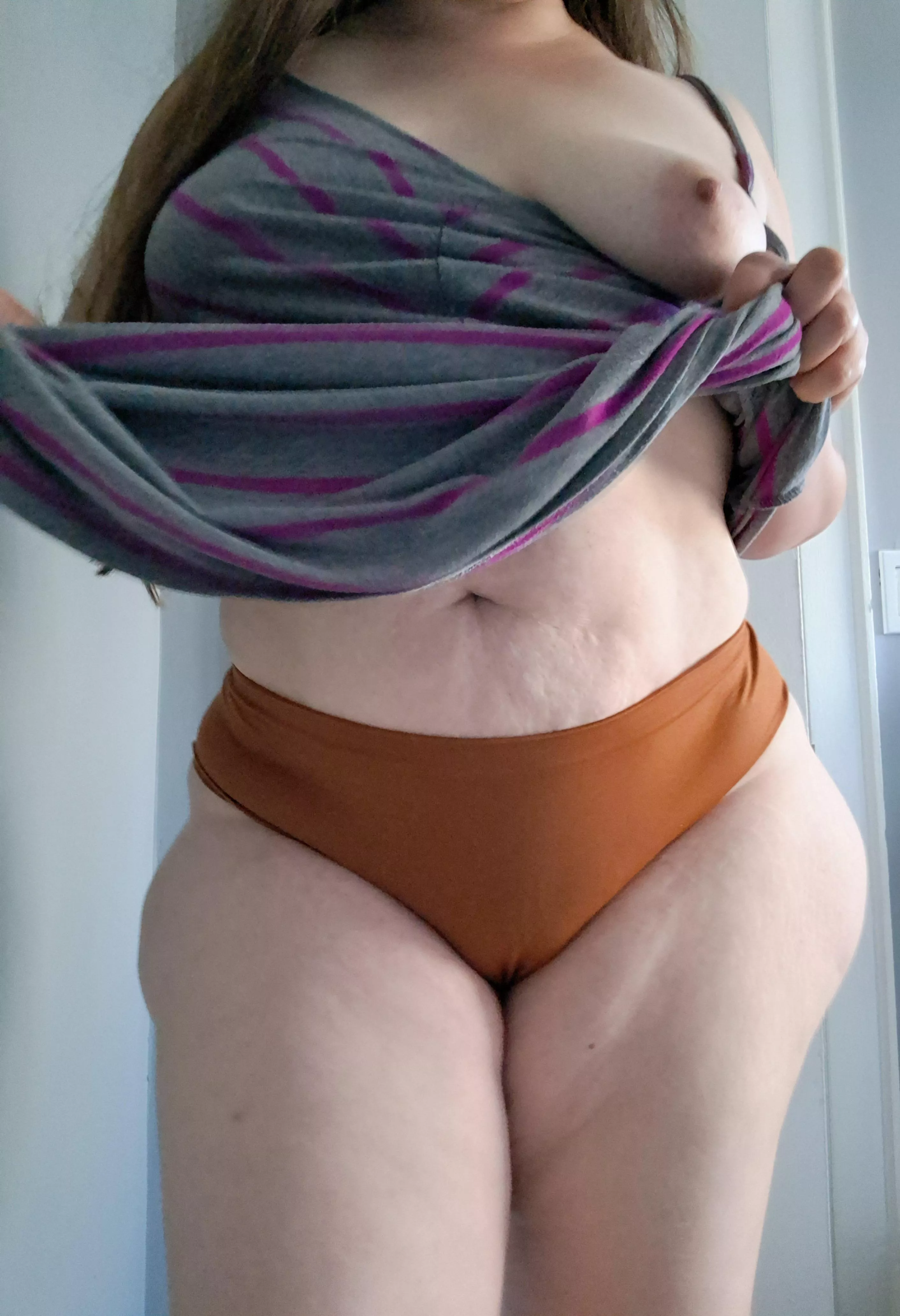 Happy fridayyyy posted by LovableSquish