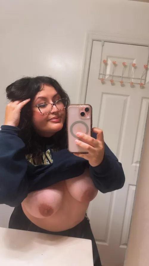 Hometownhottie by sweetmayaaz