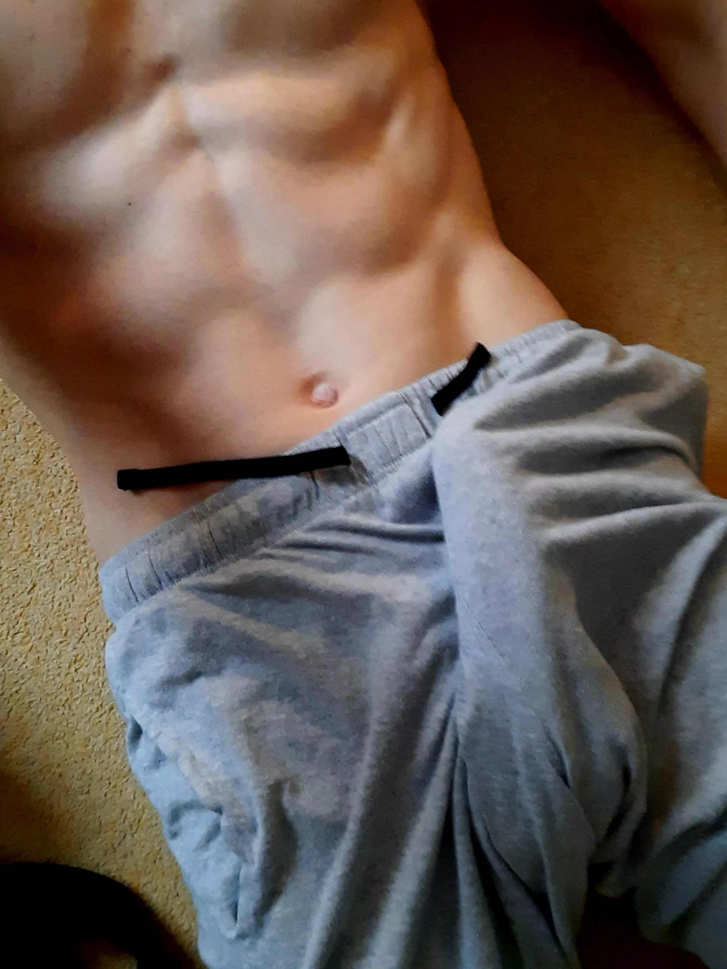 i know you wanna feel it ;) posted by dm_me_stufff