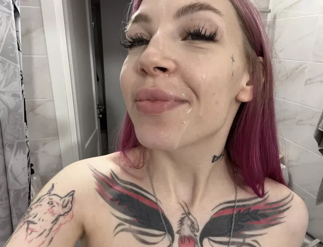 I love it when a man cums on my face after a blow job. It's like a reward for me by StrawberryJoyy
