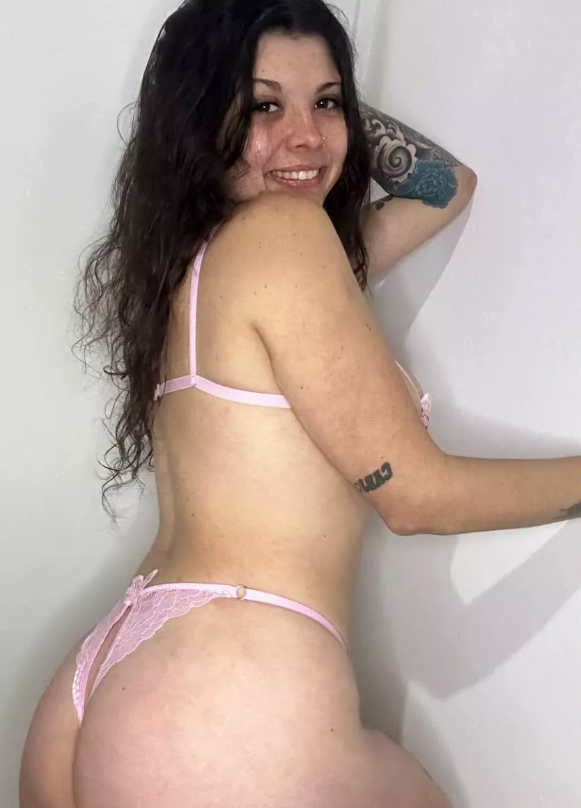 if looks could kill, you'd be in trouble right now 😉 posted by nicoledavxo