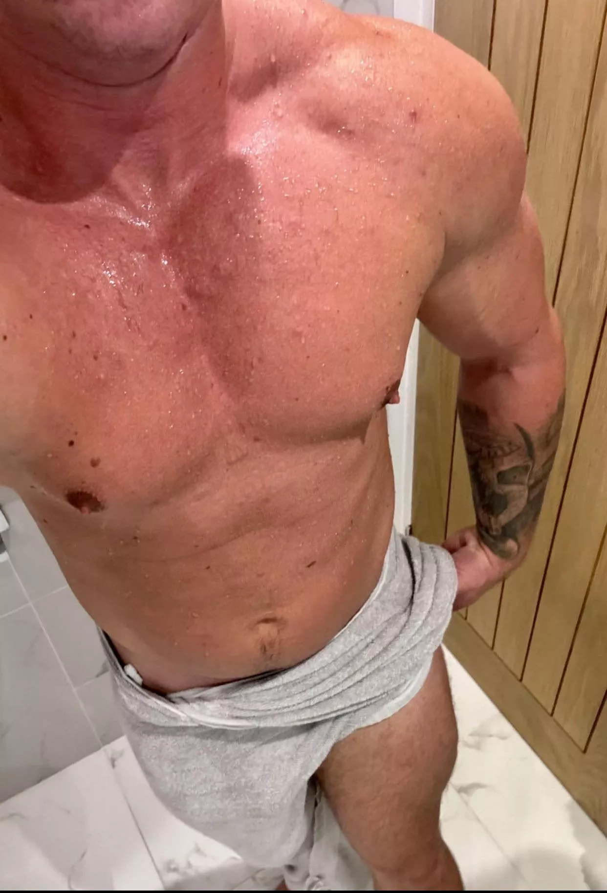 Is it still thighsday on here?? 👀😏 posted by AnyCook2093