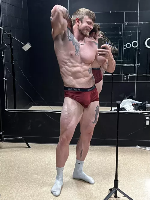 It’s time to serve.  by No-Seaworthiness-711