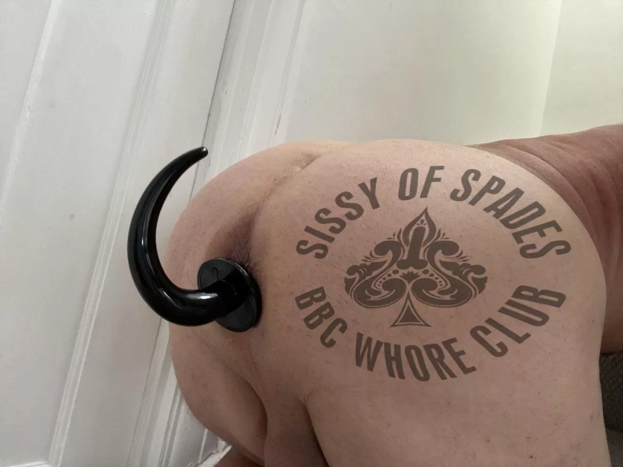 Marked posted by needstobecaged