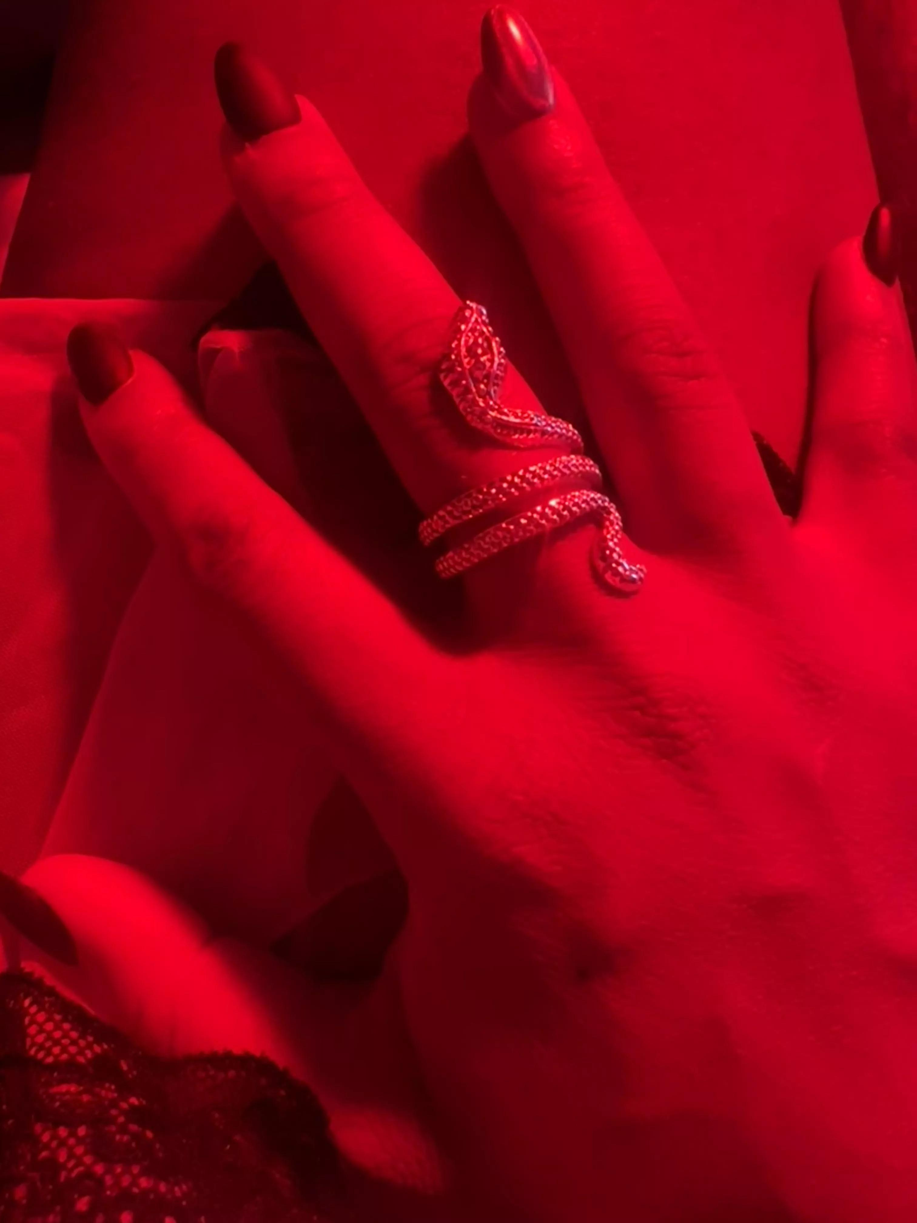 Melt for me ♥︎ posted by urchocogoddess