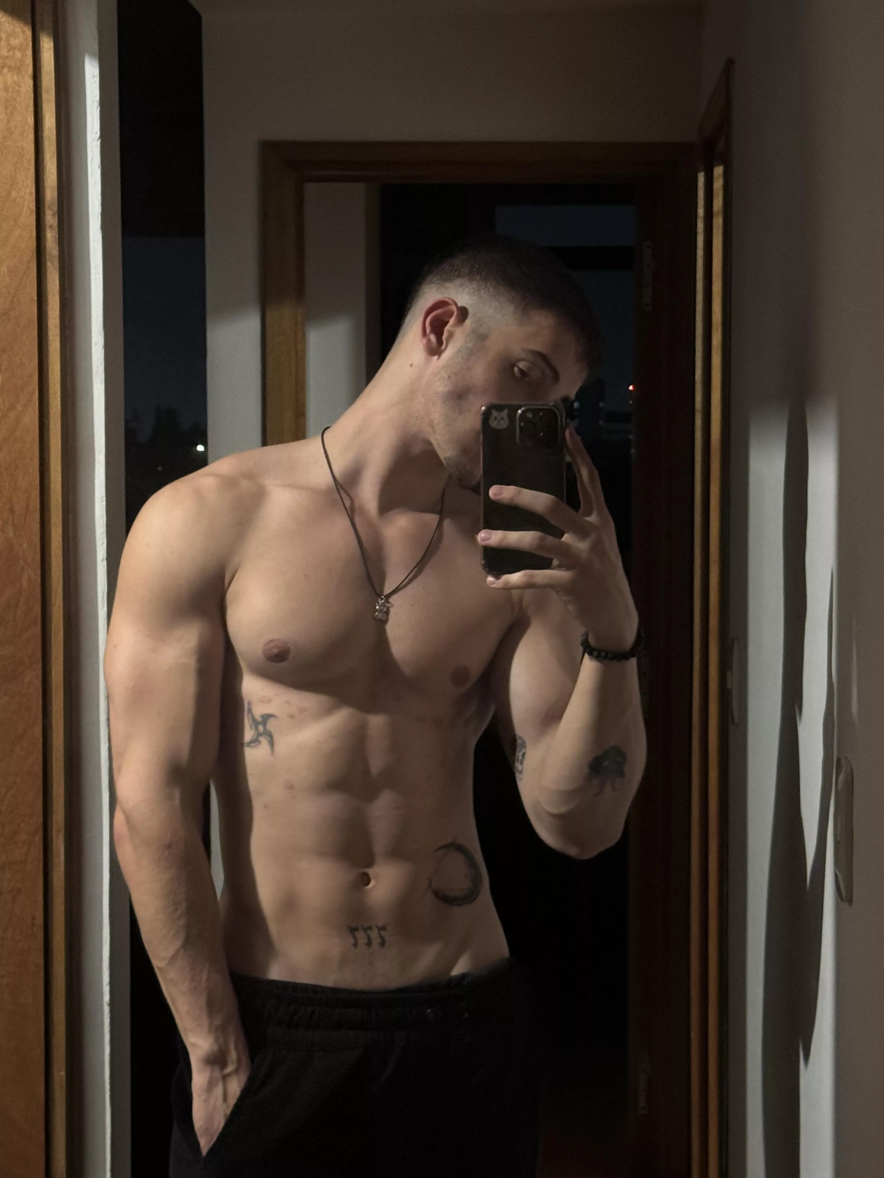 Mirror pics always posted by ManagementHefty5650