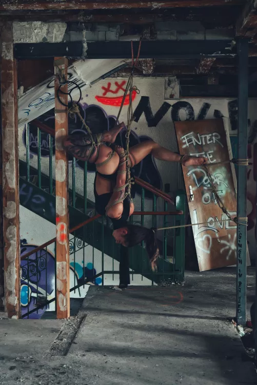 shibari and UrbEx by semenawa