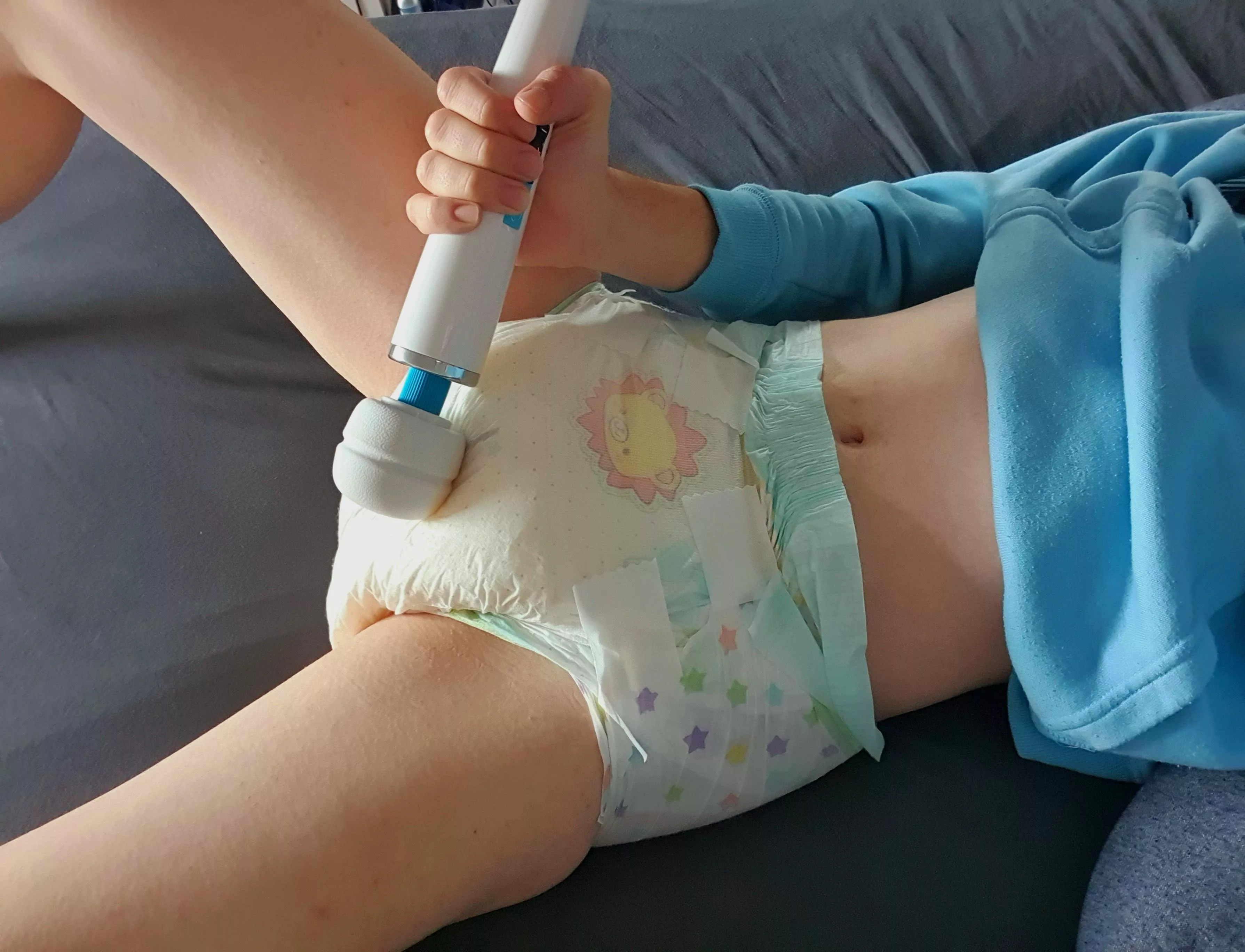 Soggy mornings mean I get to have buzzies :3 posted by dpd_858