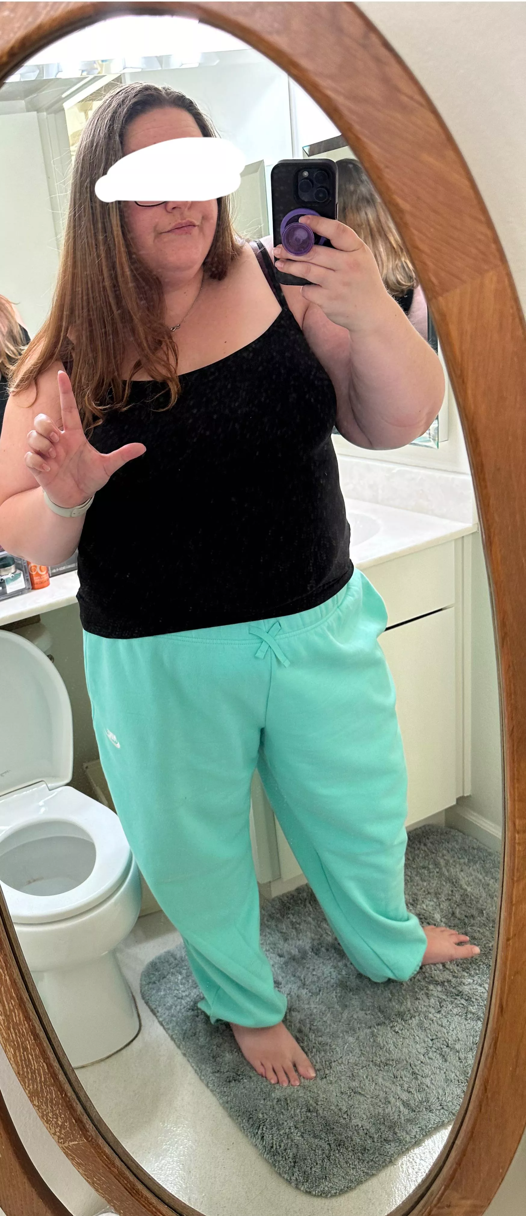 Stop being a loser and do what I say… I need to put my feet up and take a break.  posted by Boujieprincess