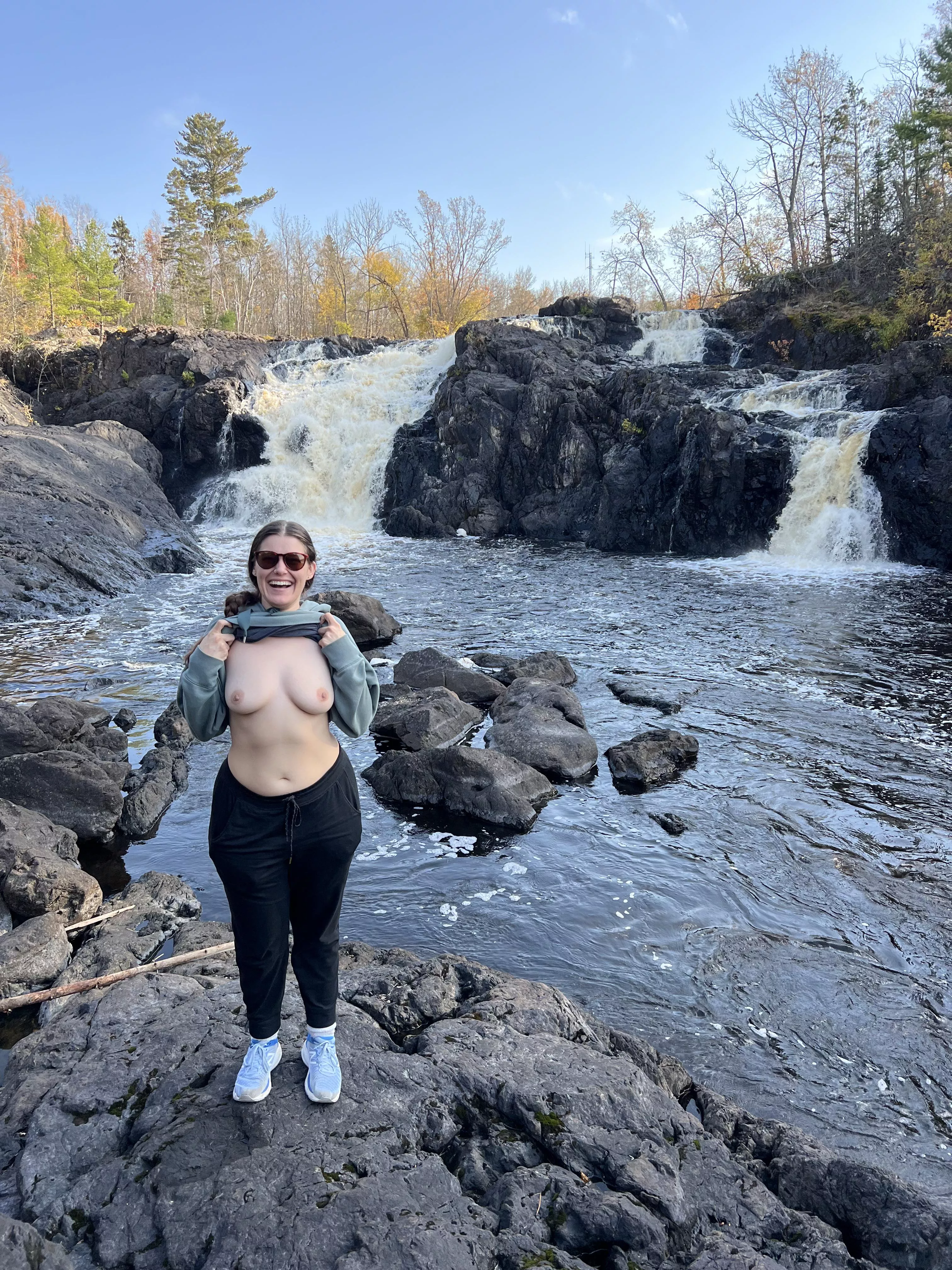 The joy of having your tits out in nature (f) posted by labellaluna612