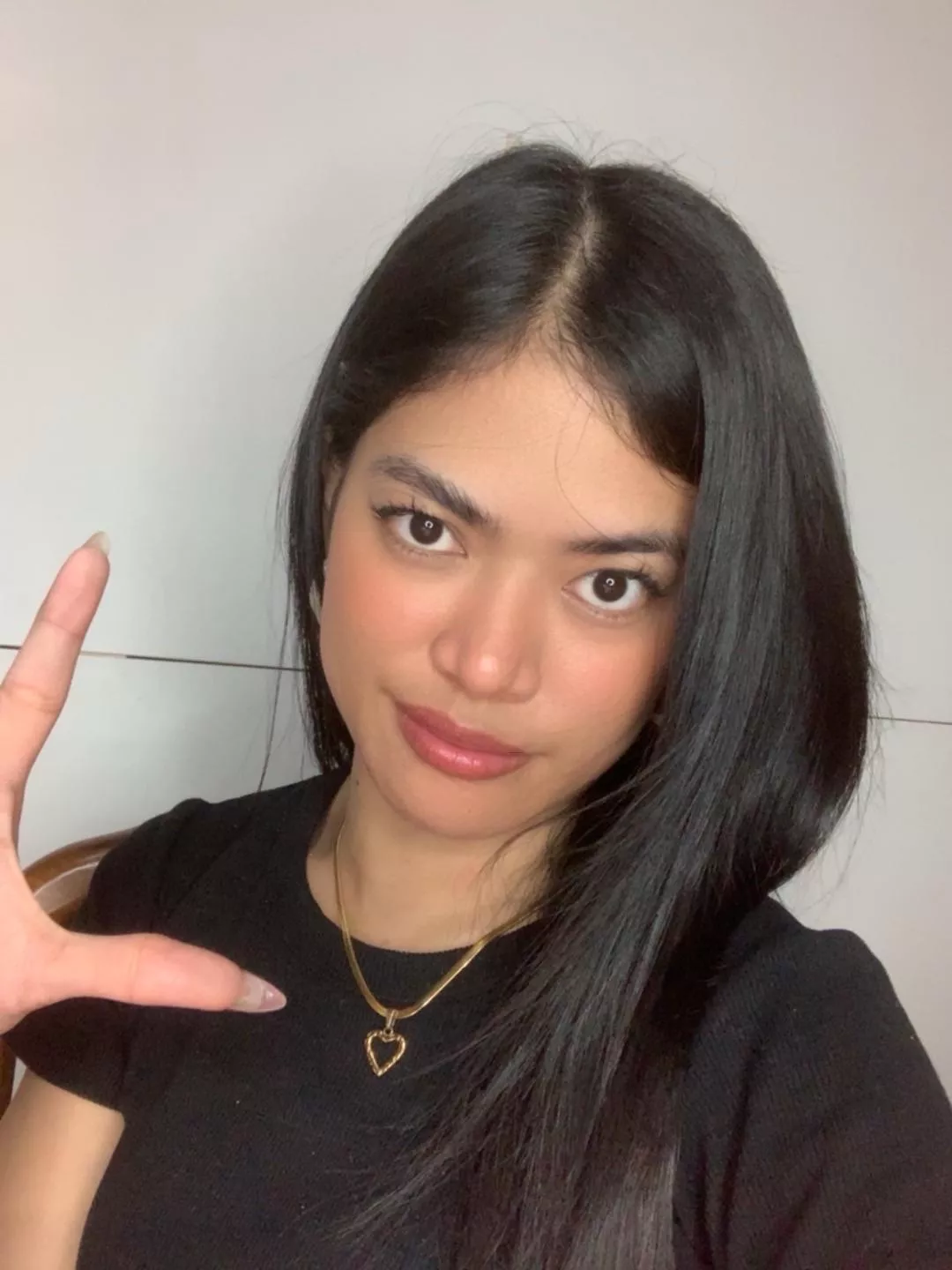 The L, the stare, and the smirk? They cut right through your soul, don’t they? Just admit it through send , loser. posted by Goddess_Cara11