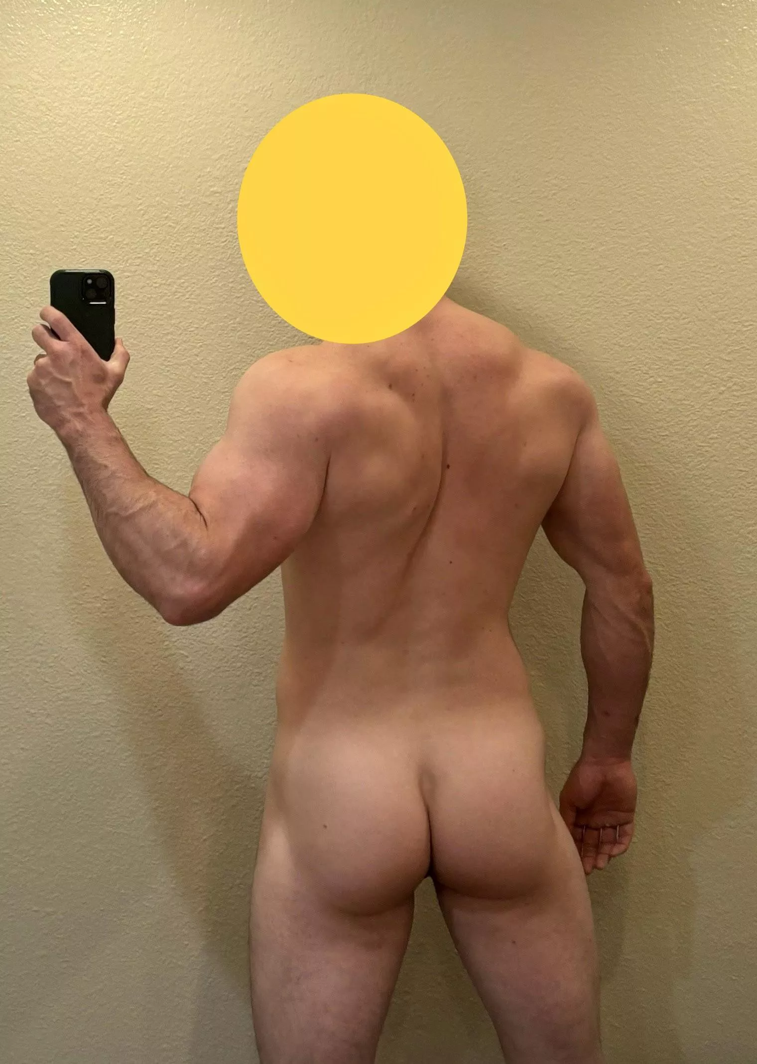 Trying to build a nice body 😊 posted by cloakedpurple