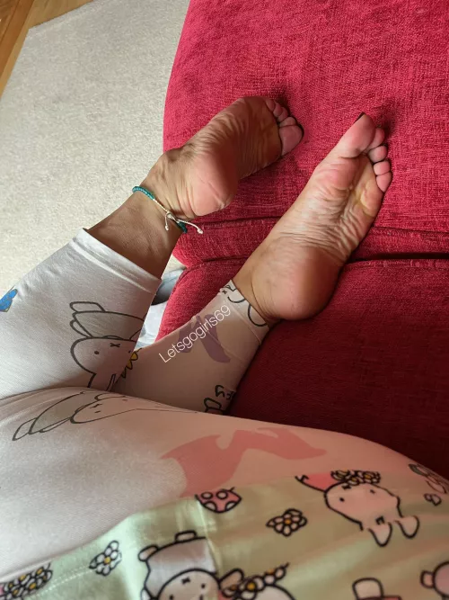 🦶wrinkles🦶 by Letsgogirls69