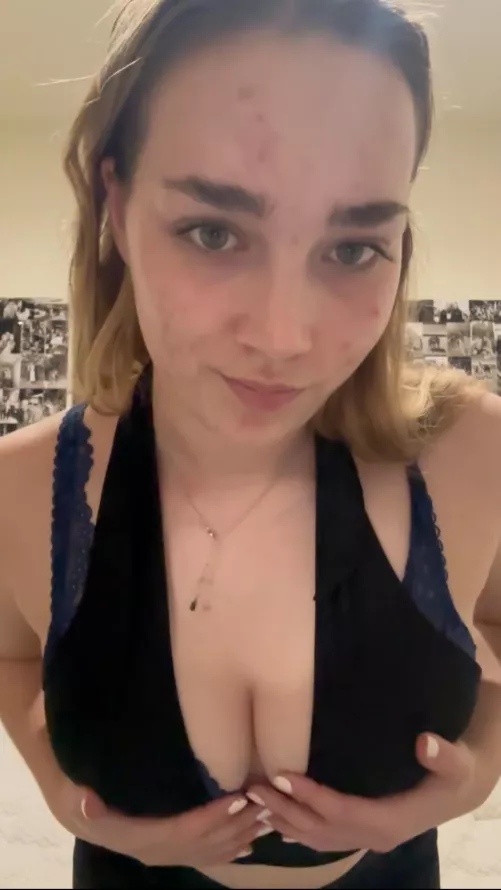 19F, in Ohio anytime soon! Looking for a couple of nights of fun and creampies with someone cool. I'm on BC, am clean and can verify, hmu by Fancy_Win3104