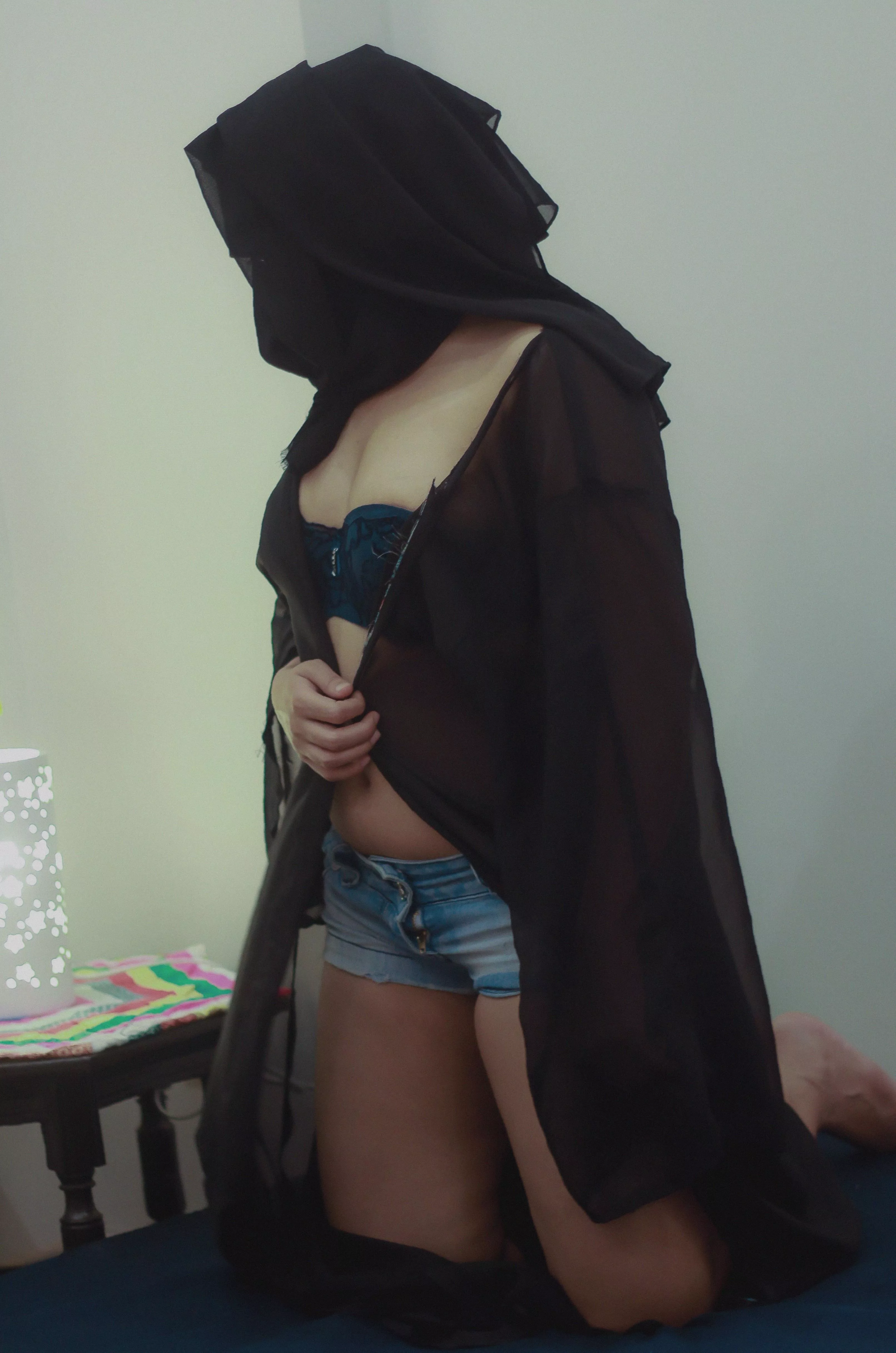 can't stop thinking about fingers tracing my nipple rings posted by LunaLutsch