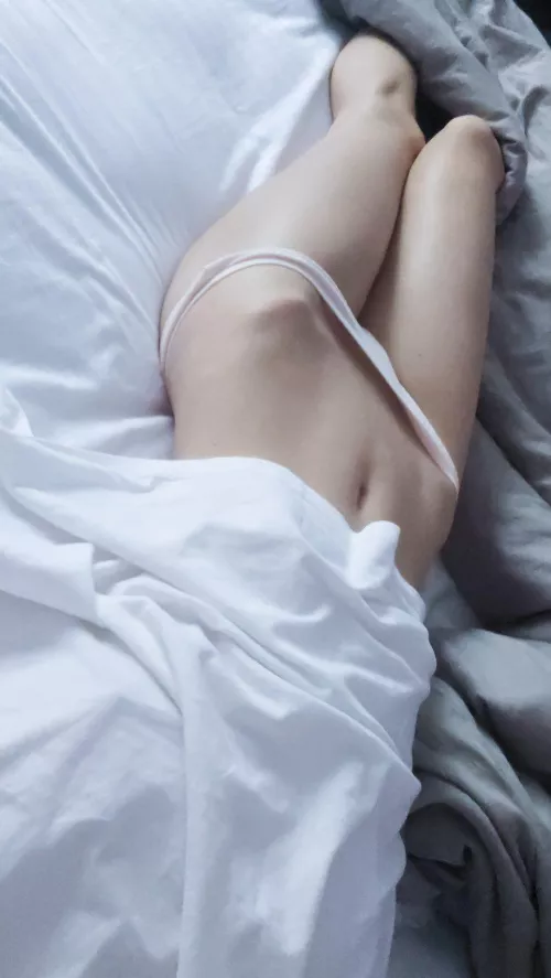 Cutie bones by LttlNymph