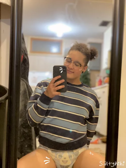 Daddy soaked my diaper for me, made me absolutely melt and blush.. by SweetSaltyKiki