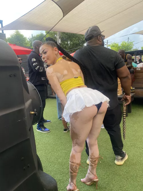 Day party vibes. Oopsies by atladri