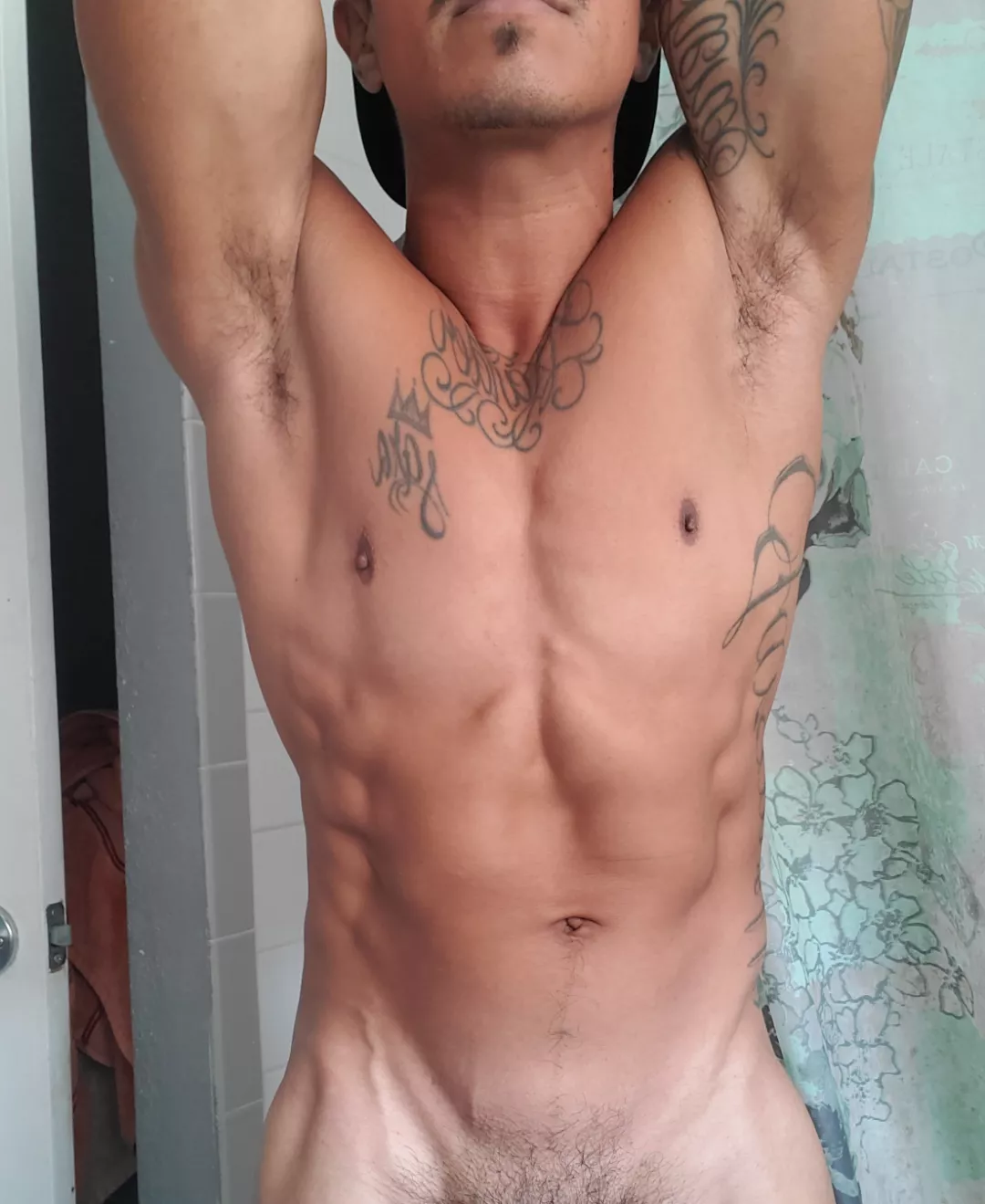 Flex Friday posted by shortking_fit