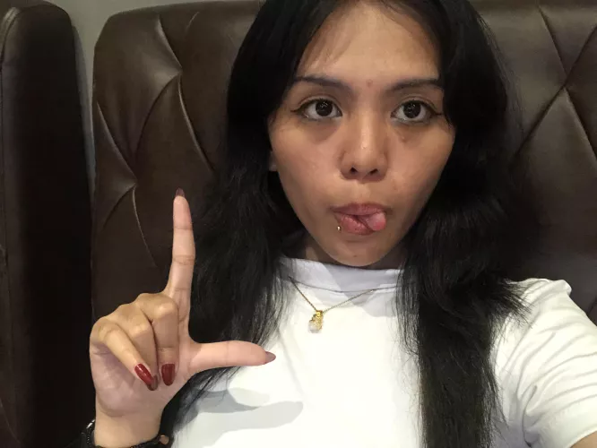 Follow my orders and let’s see how pathetic you are doing them 🤭 by worshiplaila