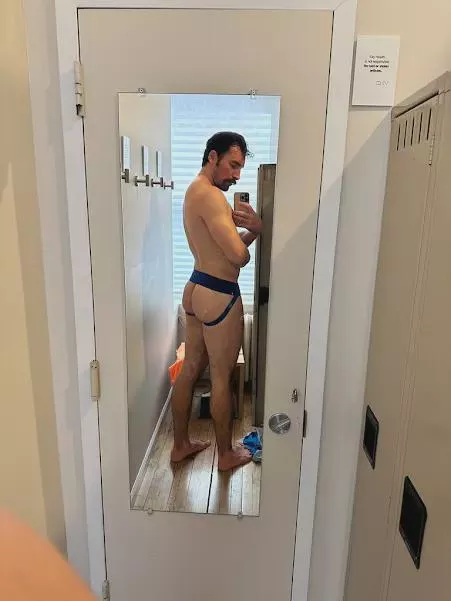 He caresses my hole after breeding it 🥰 posted by theuniqueangel45