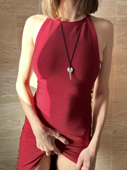 I don't know who is going more wild - key holders or maybe caged cocks… 😈 Loctober, day 24 🔑 by chloethewife