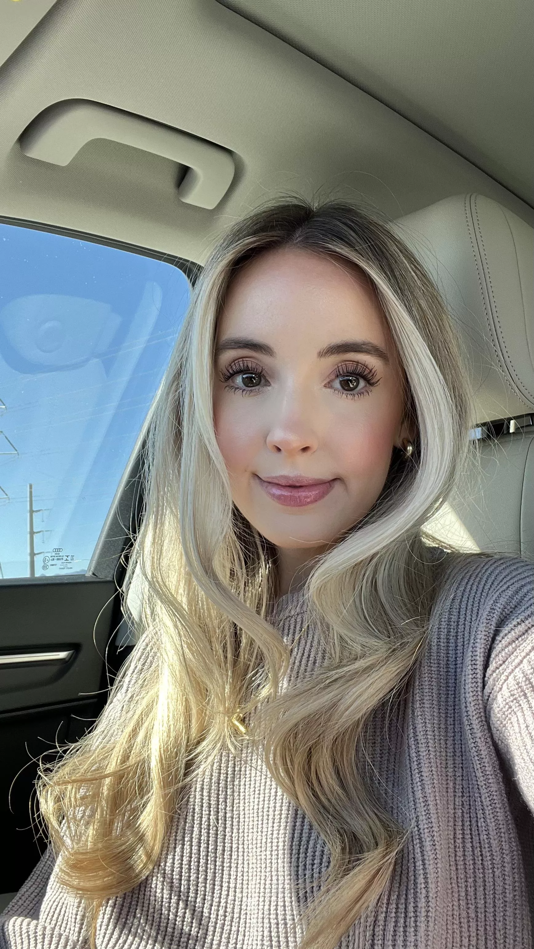 I liked my hair and eyes here :)  posted by vegansoda