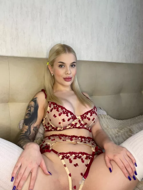 I'm a little shy tonight, I hope you can loosen me up by amitajantre