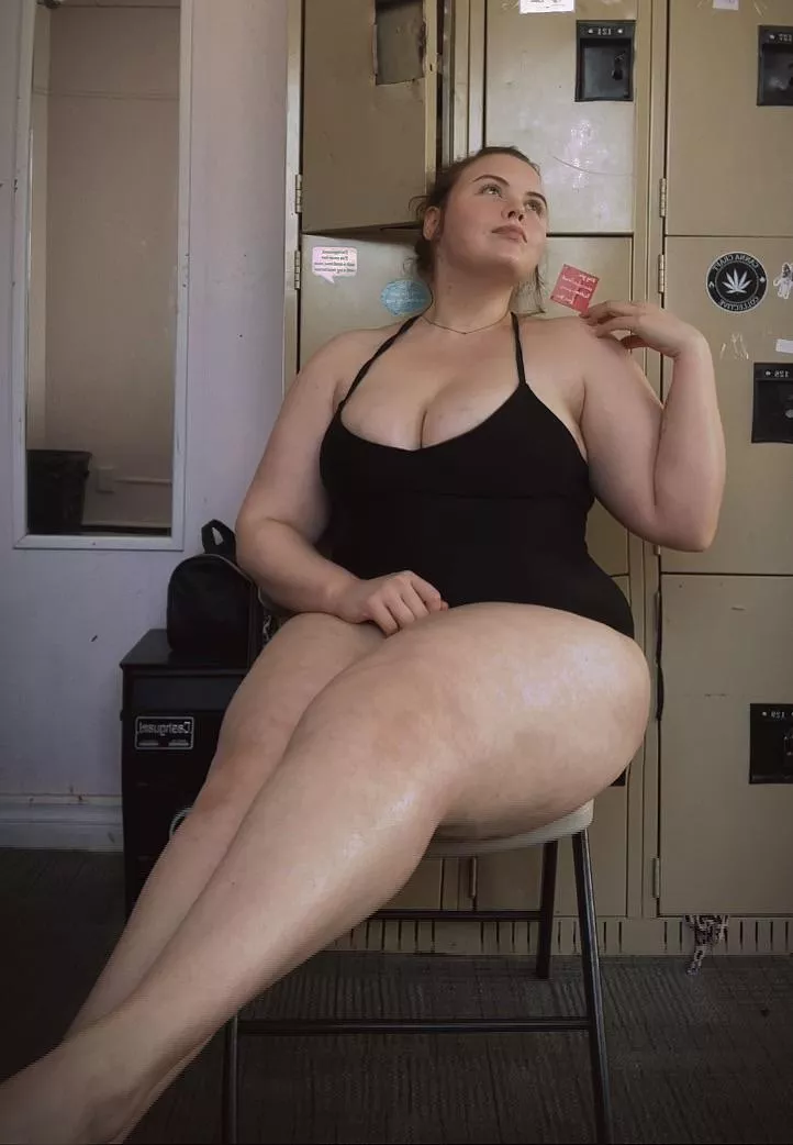 Just daydreaming 💕 posted by Full_figured_vixen