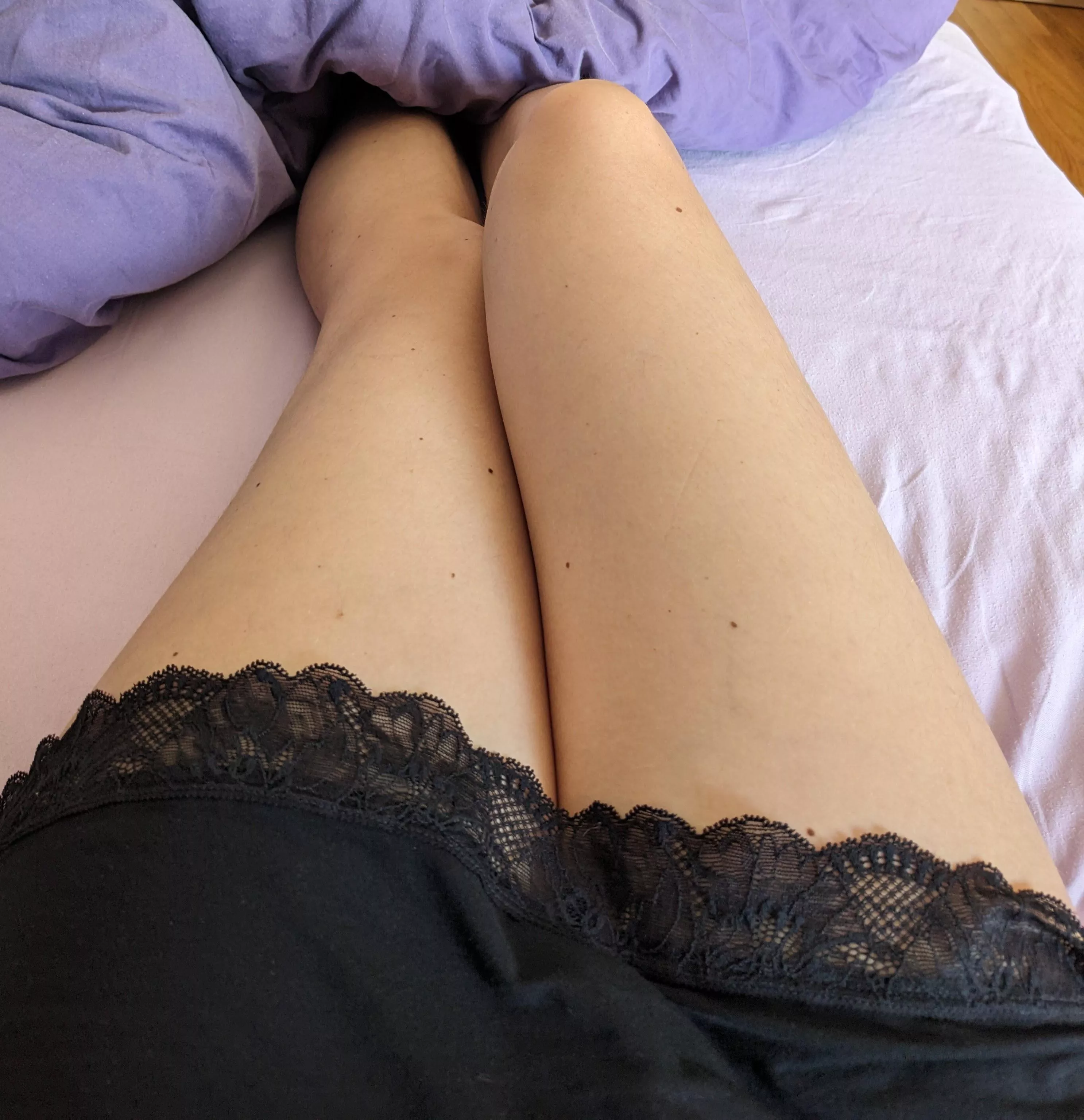 Just relaxing in bed posted by darkspellslingerie