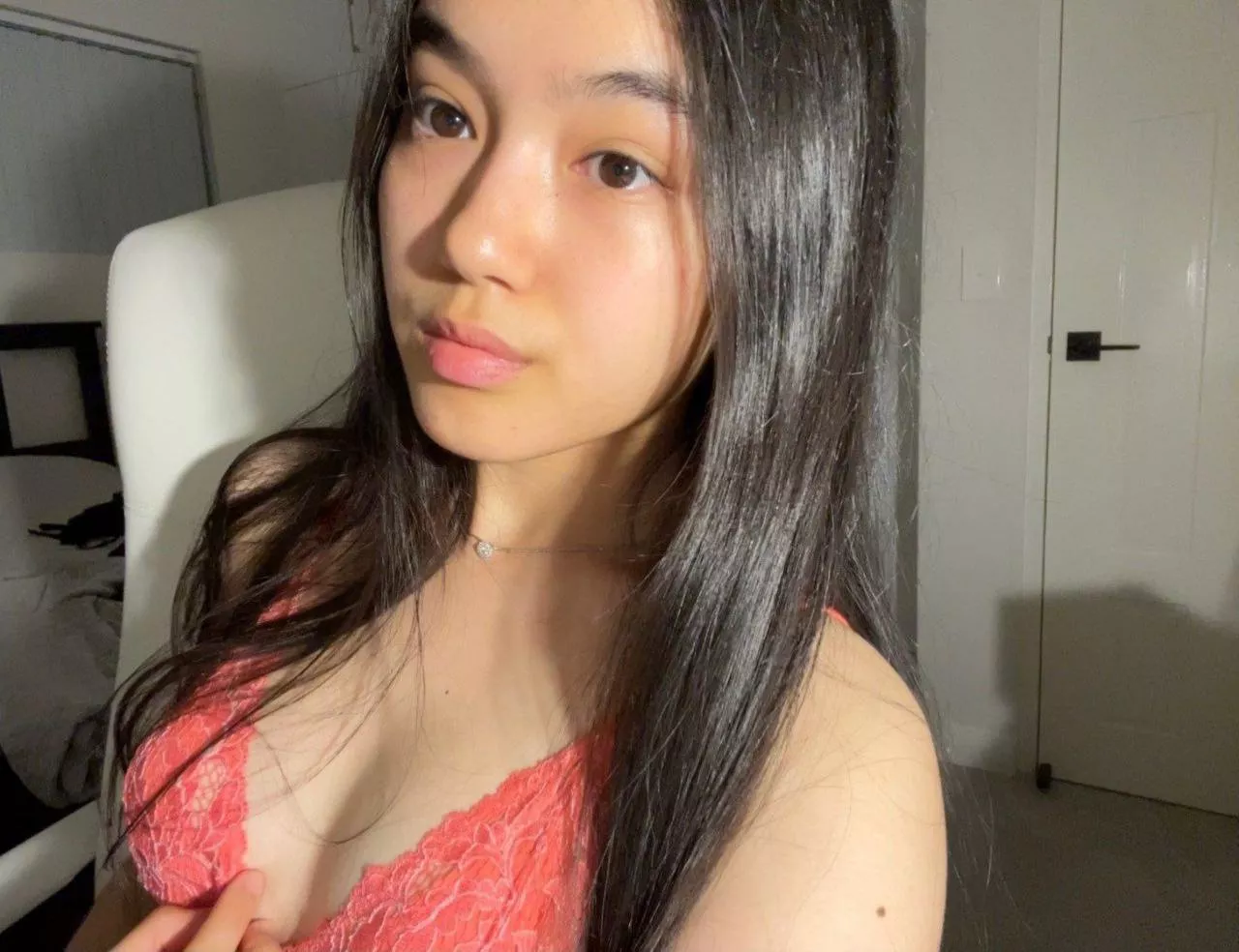 looking for daddy to spoile me posted by Every_Huckleberry_24