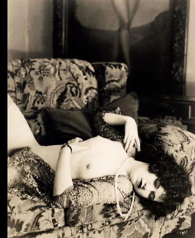naughty flapper posted by East_Side_Kink