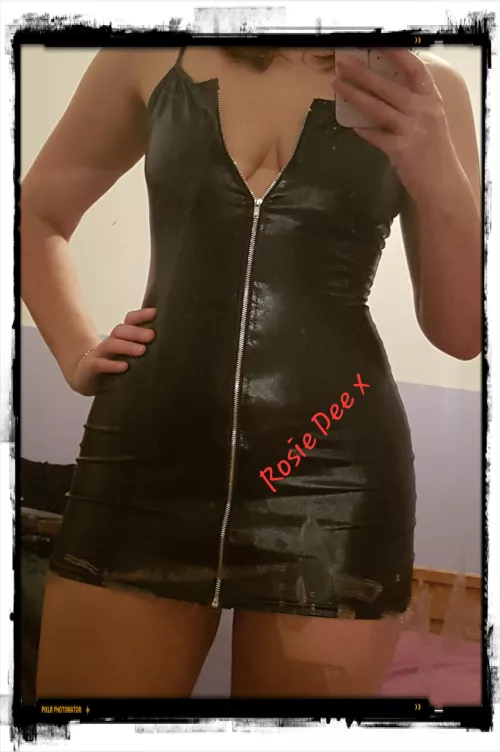 [Selling][UK] Panties, Pics, Vids, Customs, Sexting, GFE, Used condoms, Creampie Panties, Cock rates, Toilet items and content, domme services and much more. by Rosie342