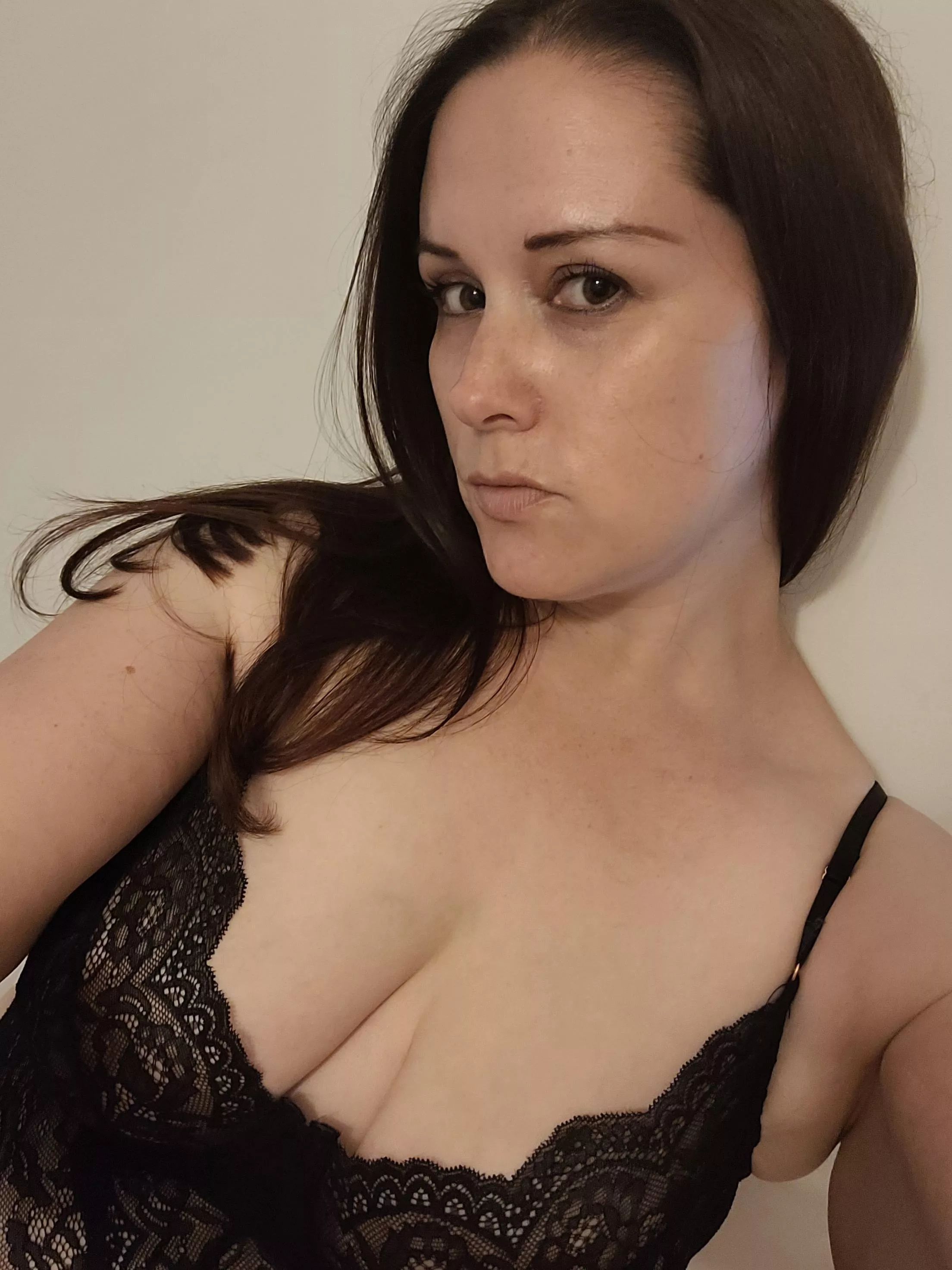 Teddy in Black, minimal makeup posted by HeyItsJess333